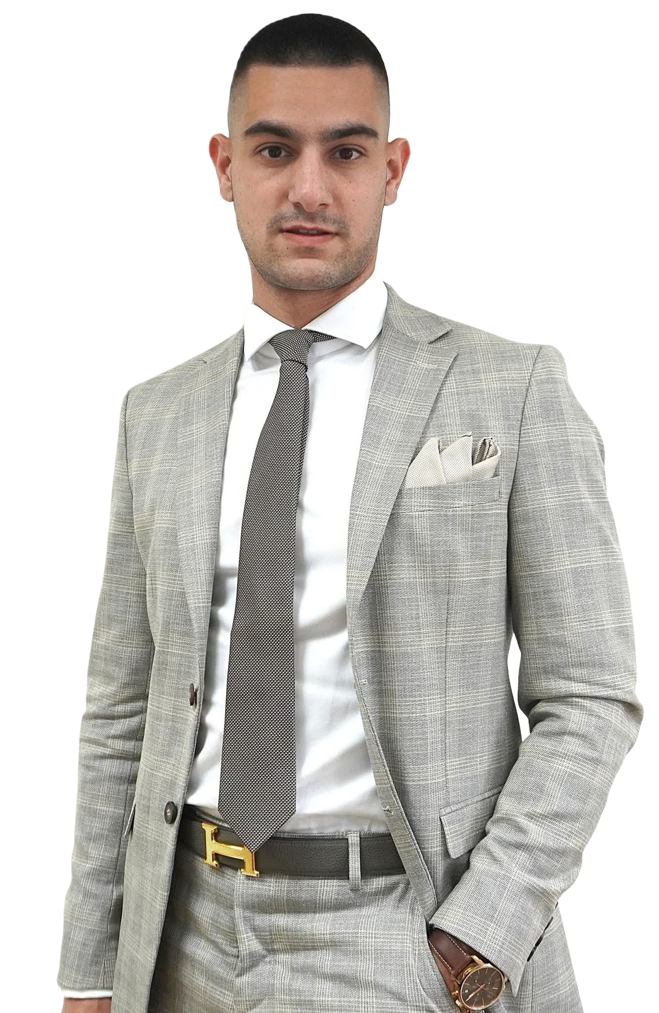 Obchodný partner Grow Accounting vo svetlosivom obleku